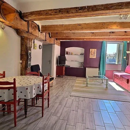 Apartment 2pieces 50m2 A 3mn Du Panier *